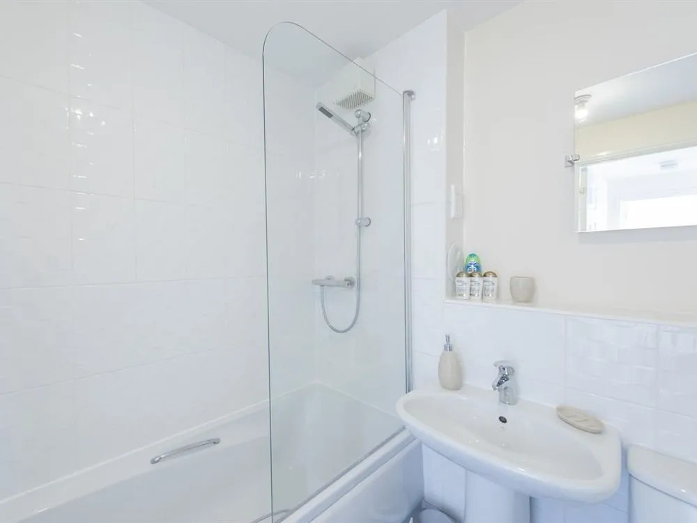 Duloch Apartments KW