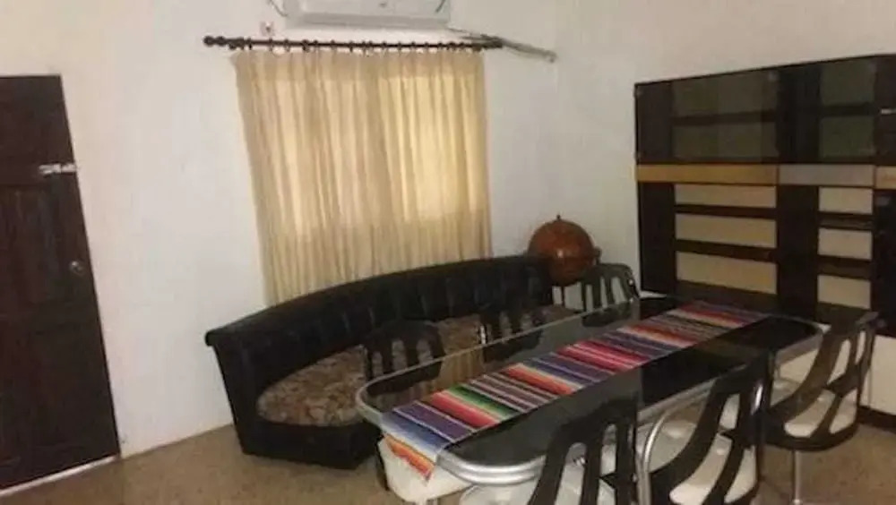 Chantal House Sleeps 8 With Garden