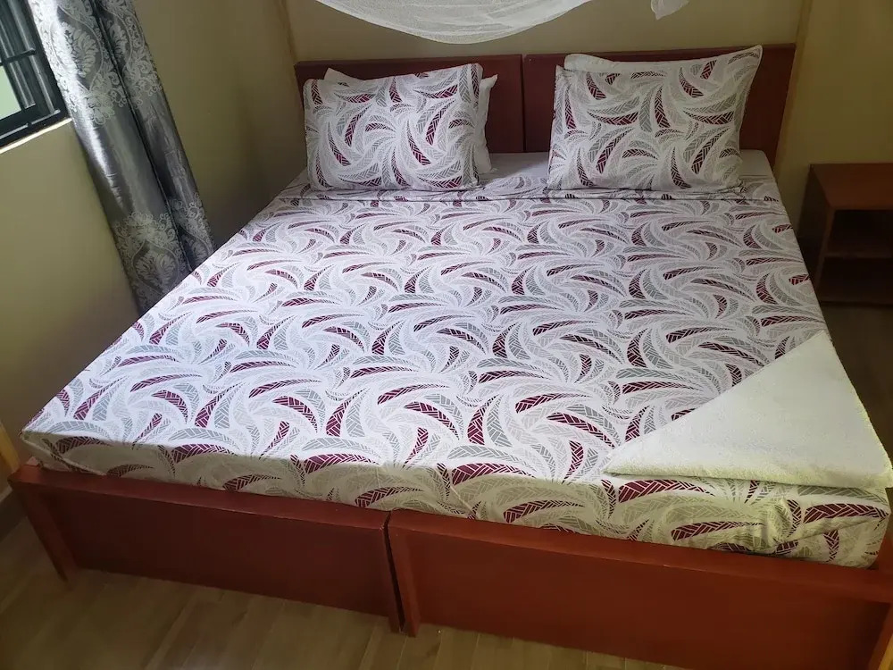 L&j modern backpackers BnB
