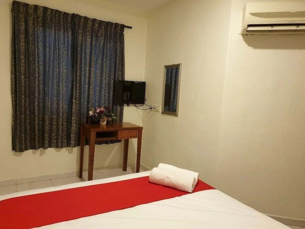 OYO 536 Fully Hotel Johor Jaya