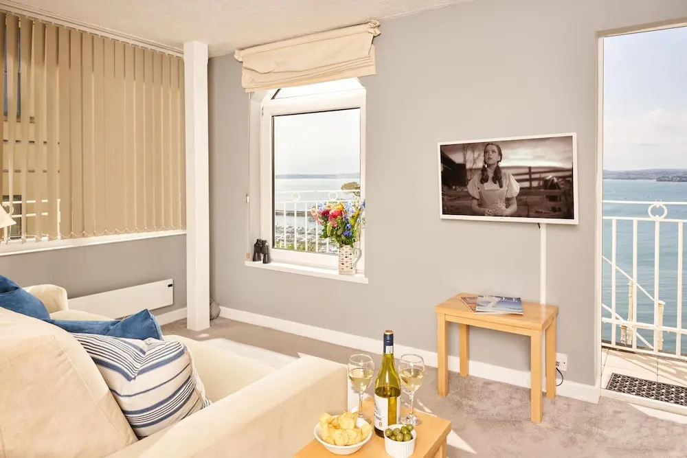 Bayfort Sea Studio in Torquay
