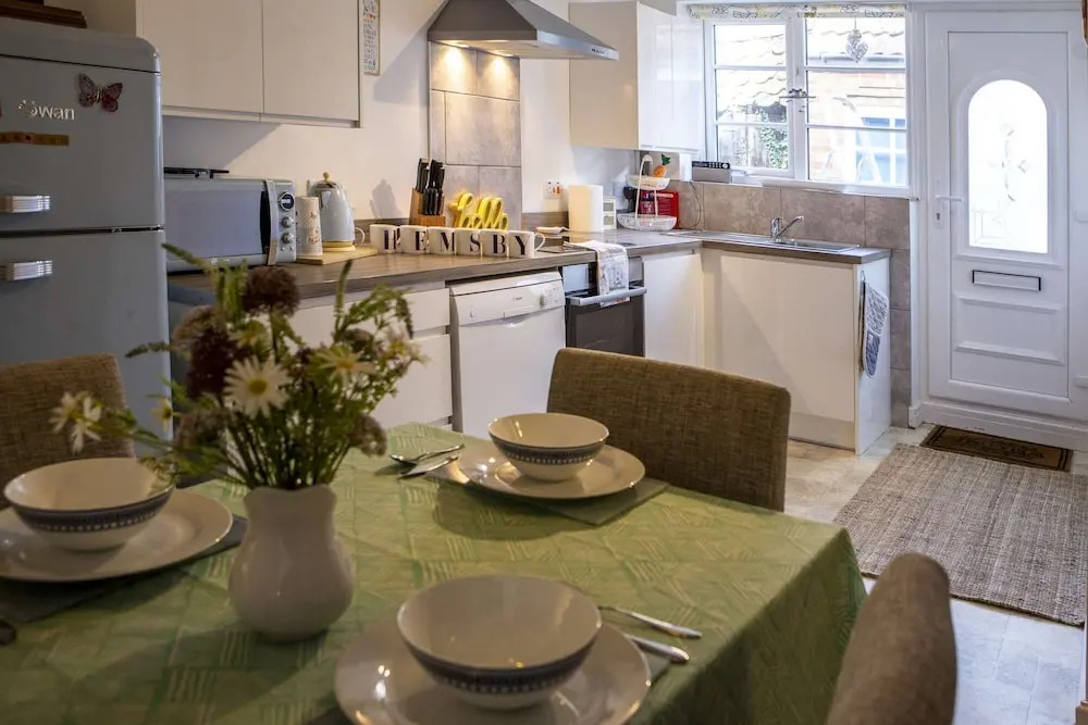 1 Bed in Frostenden oc-phc