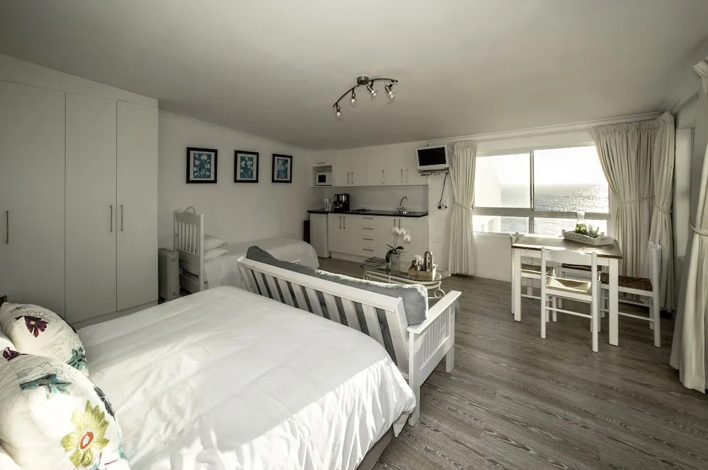 Rocklands Seaside Bed and Breakfast