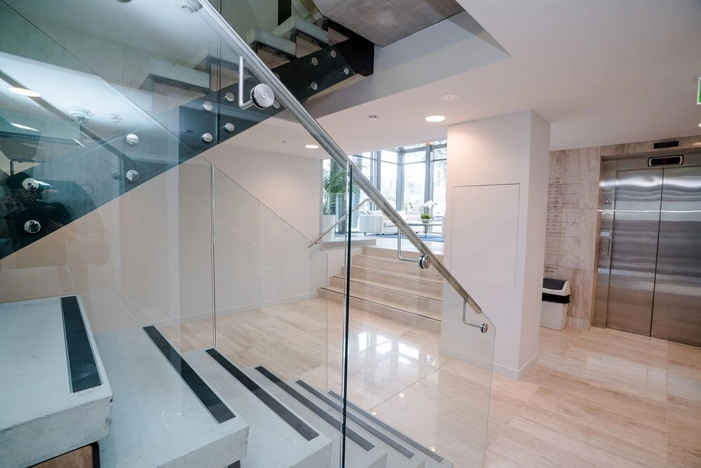Epsom Central Brand New Apartment