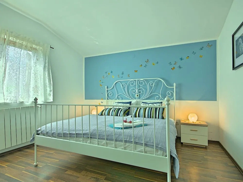 Nice Detached House on the Outskirts of Rovinj And Only 400m From the Beach