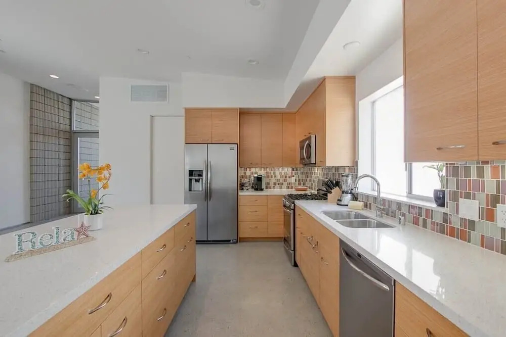 3BR 2BA Modern Beauty With Pool and Hot Tub by RedAwning