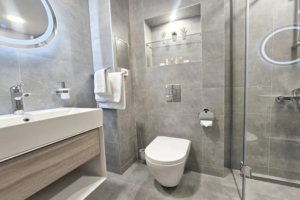 Azur Premium Resort