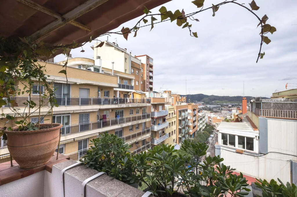 Attic & Terrace BBQ Park Güell BCN Metro