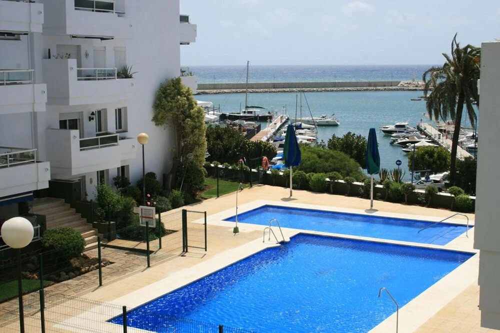 Apartment With 2 Bedrooms in Estepona, With Wonderful sea View, Private Pool, Furnished Terrace - 800 m From the Beach