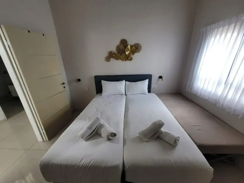 YalaRent Promenade amazing 3BR apt