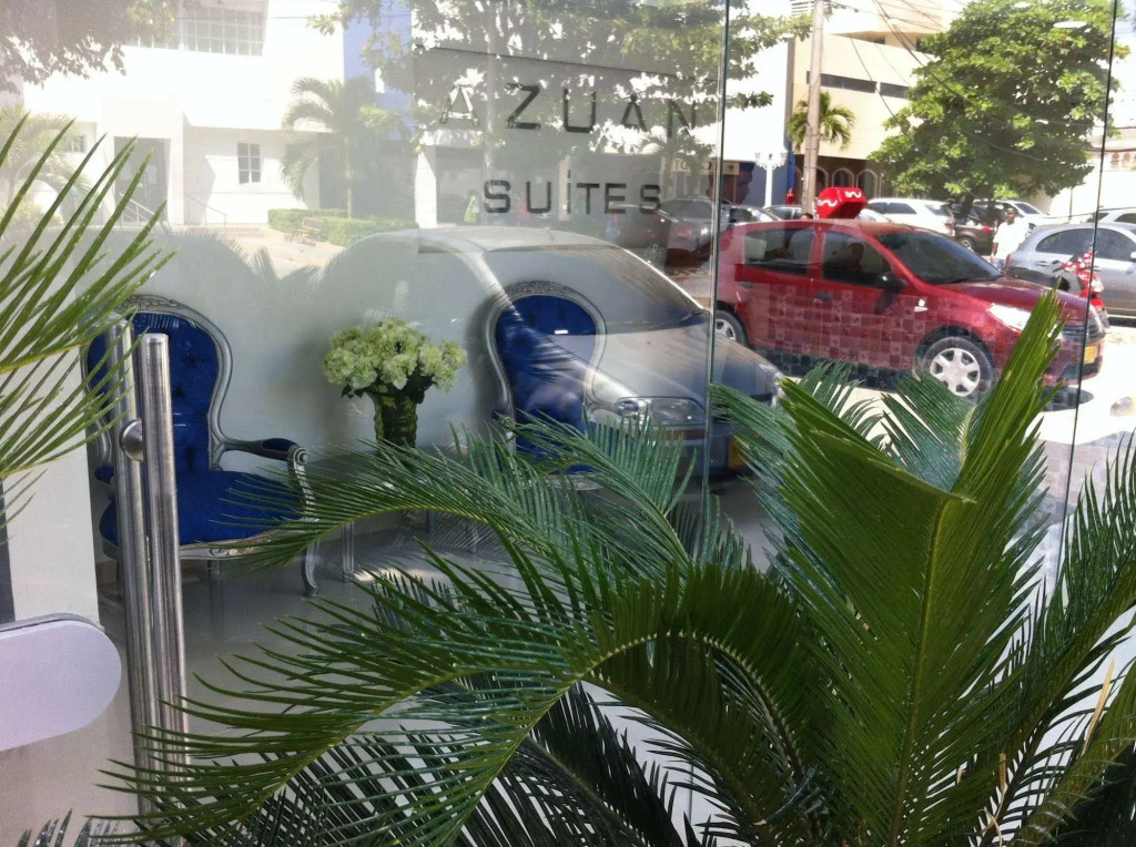 Hotel Azuan Suites By Geh Suites