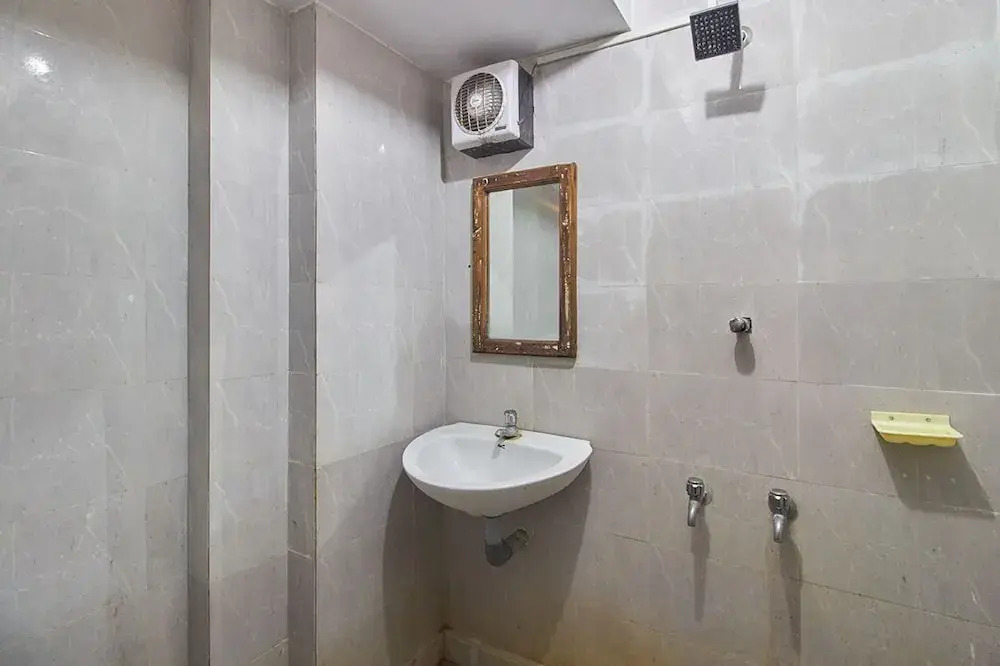 Triveni Tourist Home