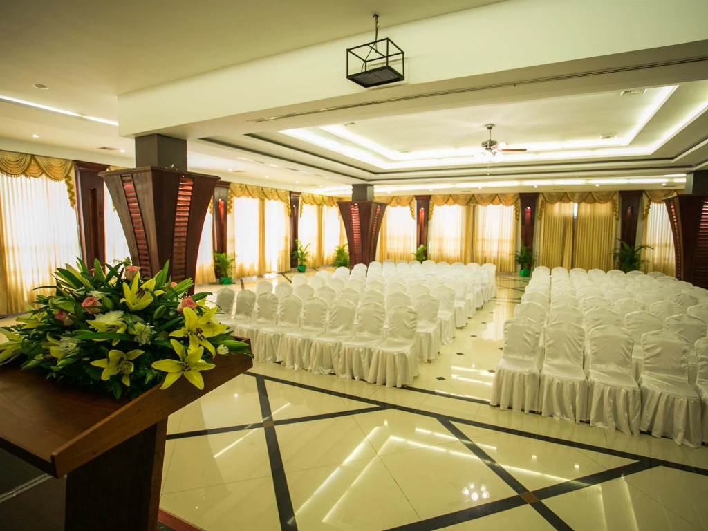 Pacific Hotel & Spa