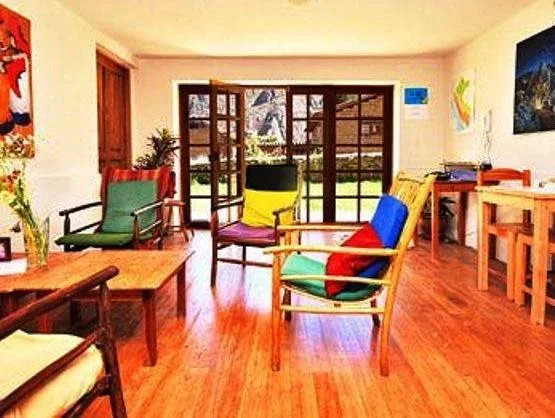 Apu Lodge