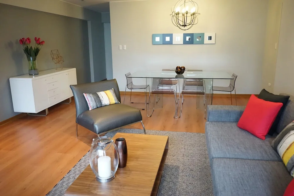 Miraflores Luxury Apartments - Shell