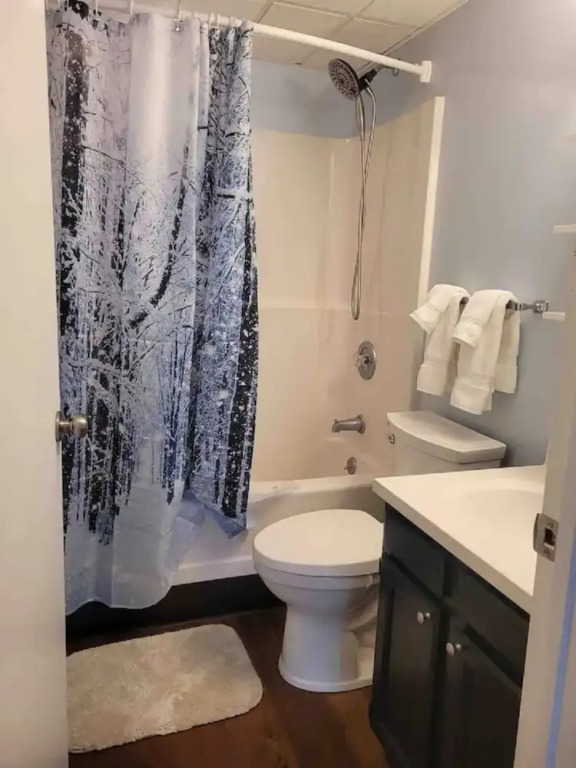Mt Green Pool Gym Sauna Hot tub Open 3br 2b