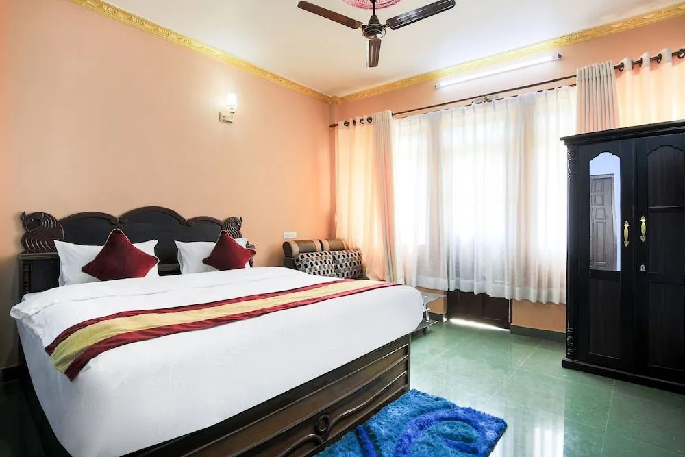 Oyo 401 New Star Hotel And Restaurant