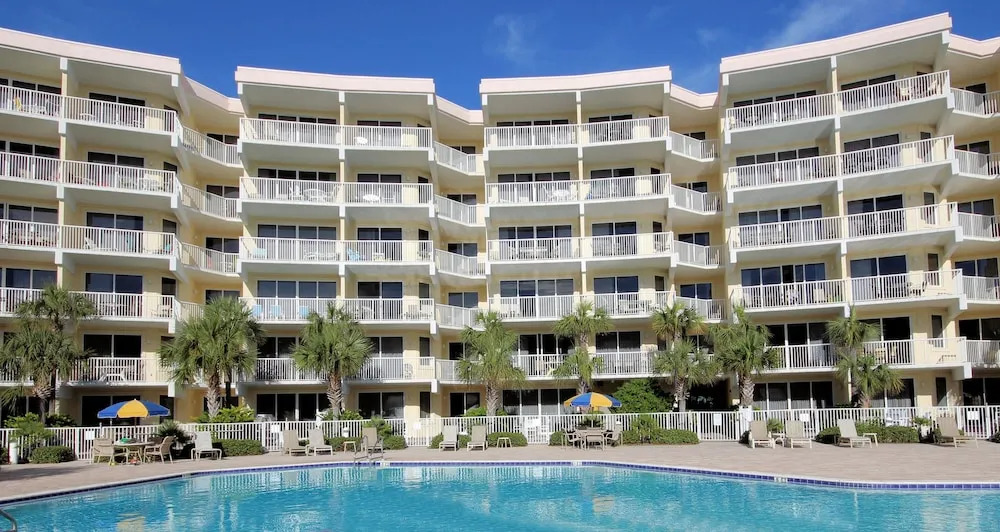 Gulfside 308 - 2 Br condo by RedAwning