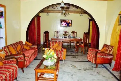 Dilaram Guest House