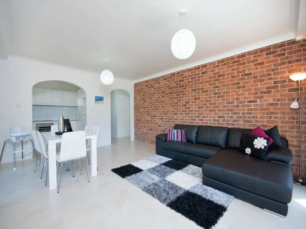 Kurranulla, Unit 1/15 Weatherly Close