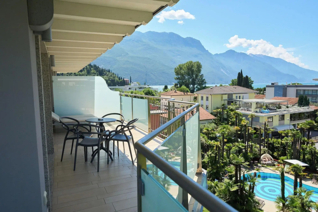 Parc Hotel Flora S