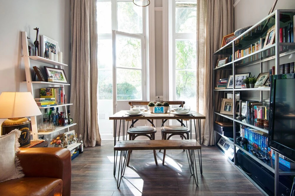 The Warwick Road Residence - IRV