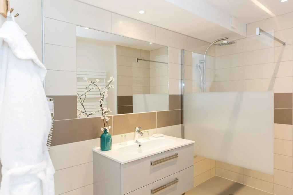Auberge du Poids Public Logis Hotel