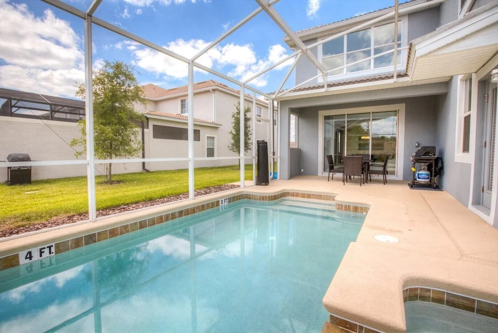 1612 Moon Valley Drive