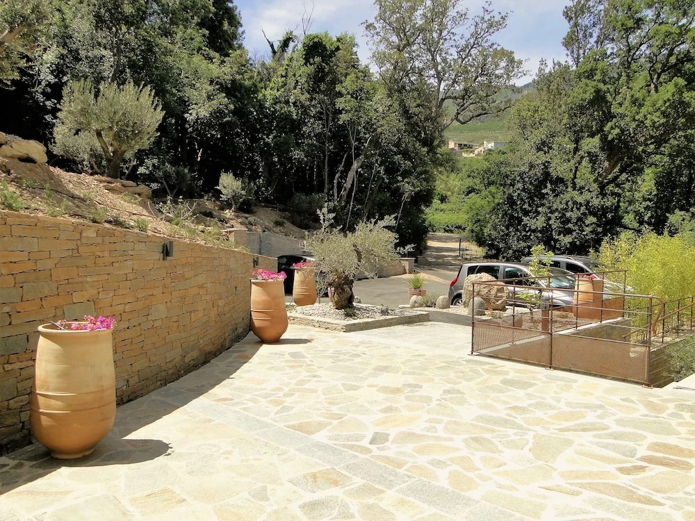 Suites in Erbalunga