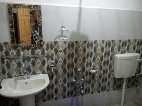 Shafeeq Guest House