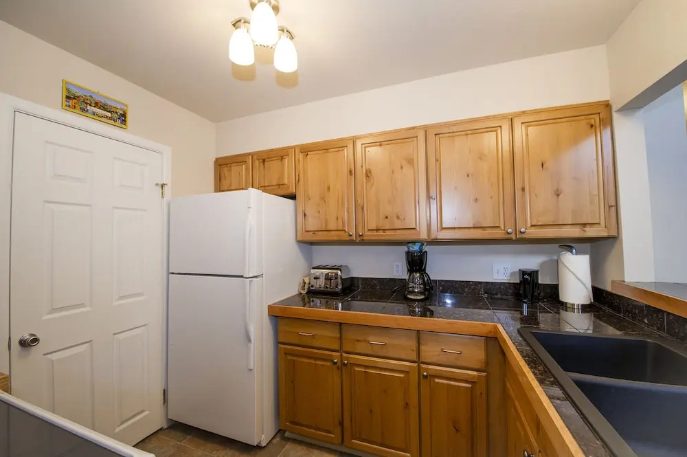 3 Bedroom Condo - Base 9