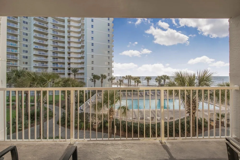 Seaside Beach & Racquet 4311