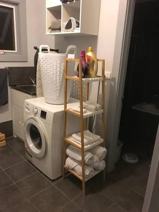 Modern comfort, central 2 bedroom apartment