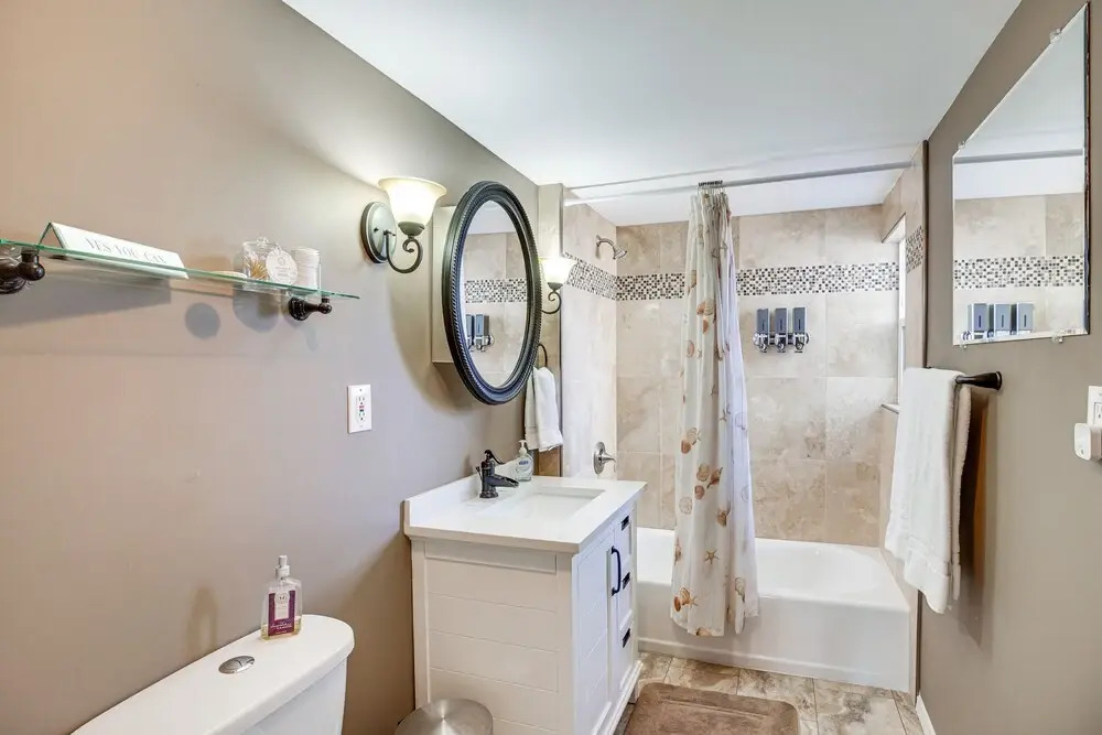 2 Mi to Dtwn: Grand Junction Home w/ Hot Tub