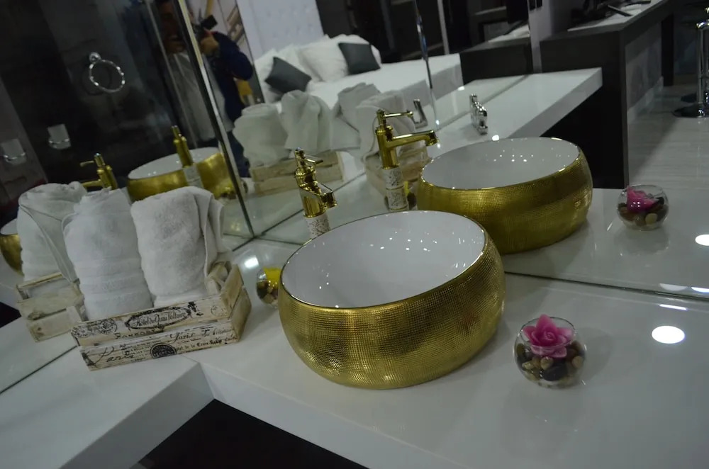 Hotel Paris Luxury Suites