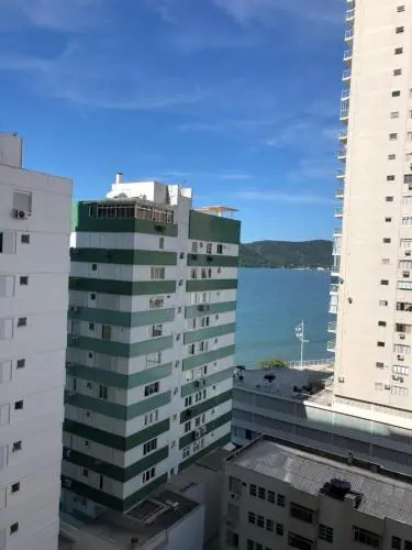 Apartamento beira mar em Balneário Camboriú