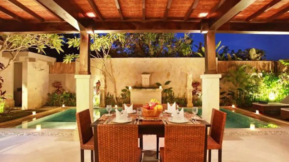 Villa Biru - 500m Batubelig beach