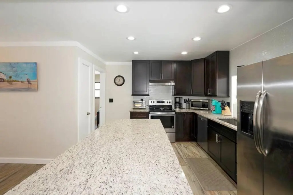 Heated Pool Home - Close to Beaches, Restaurants & More!