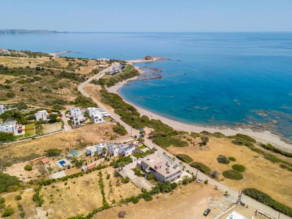 Smaragdi Beachfront Villa
