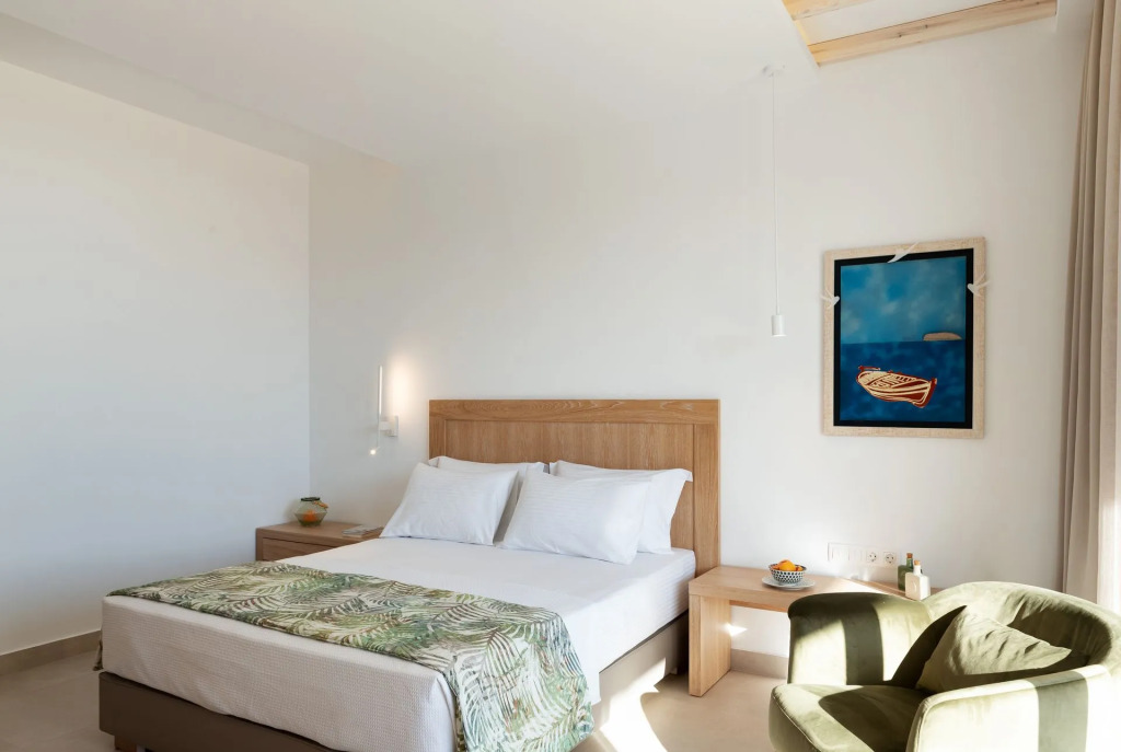 Cavo Delea Villas & Suites