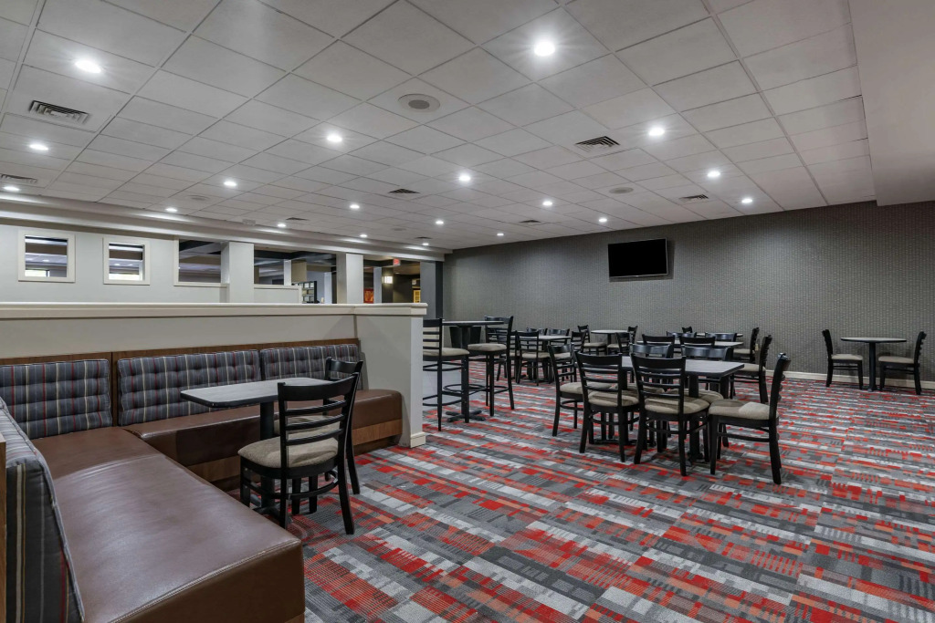 MainStay Suites Lexington I-75