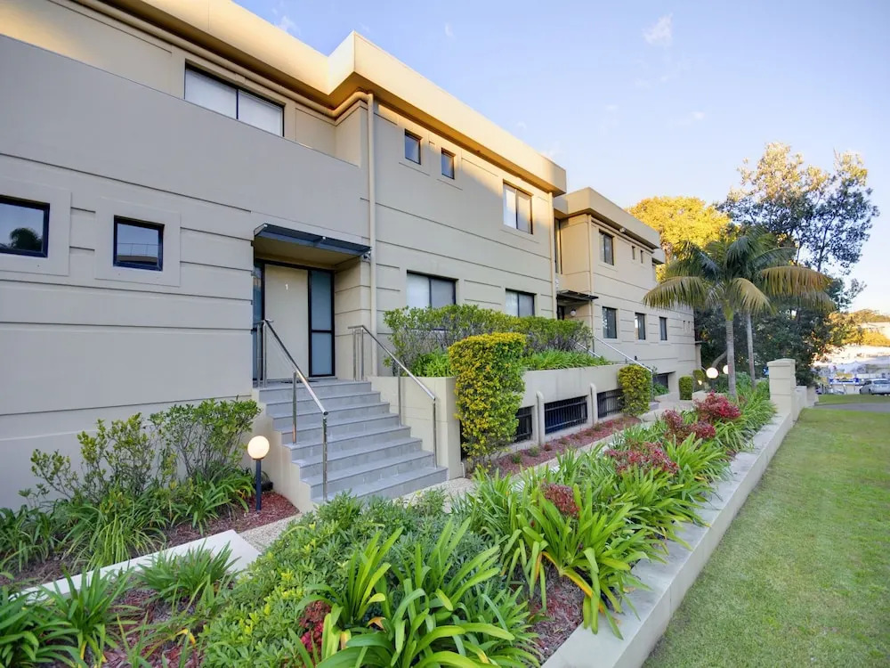 Paradiso, Unit 1/1 Laman Street