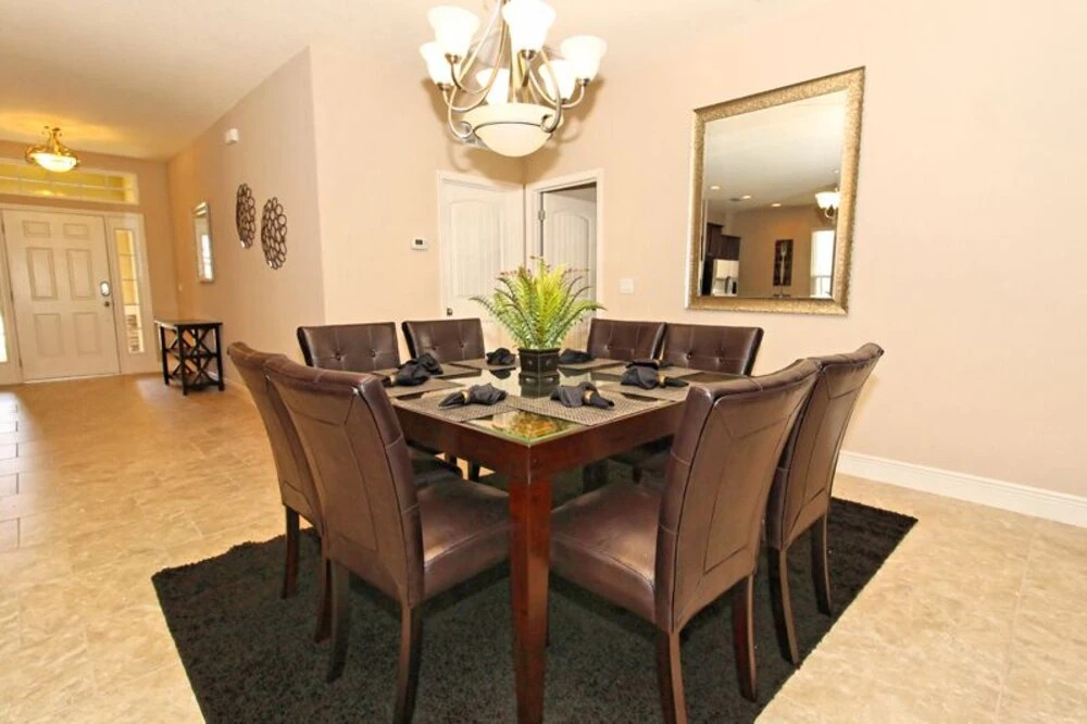 5-Bedroom Villa in Davenport 5132OA