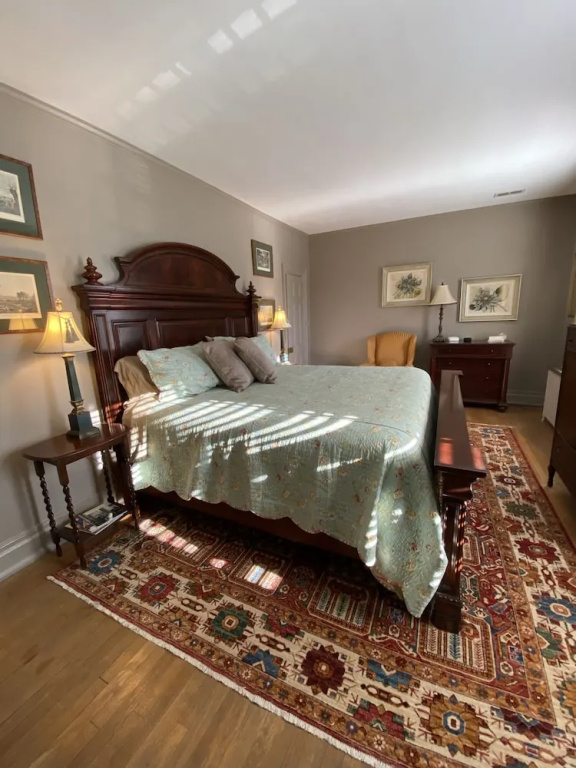 Inn at 605