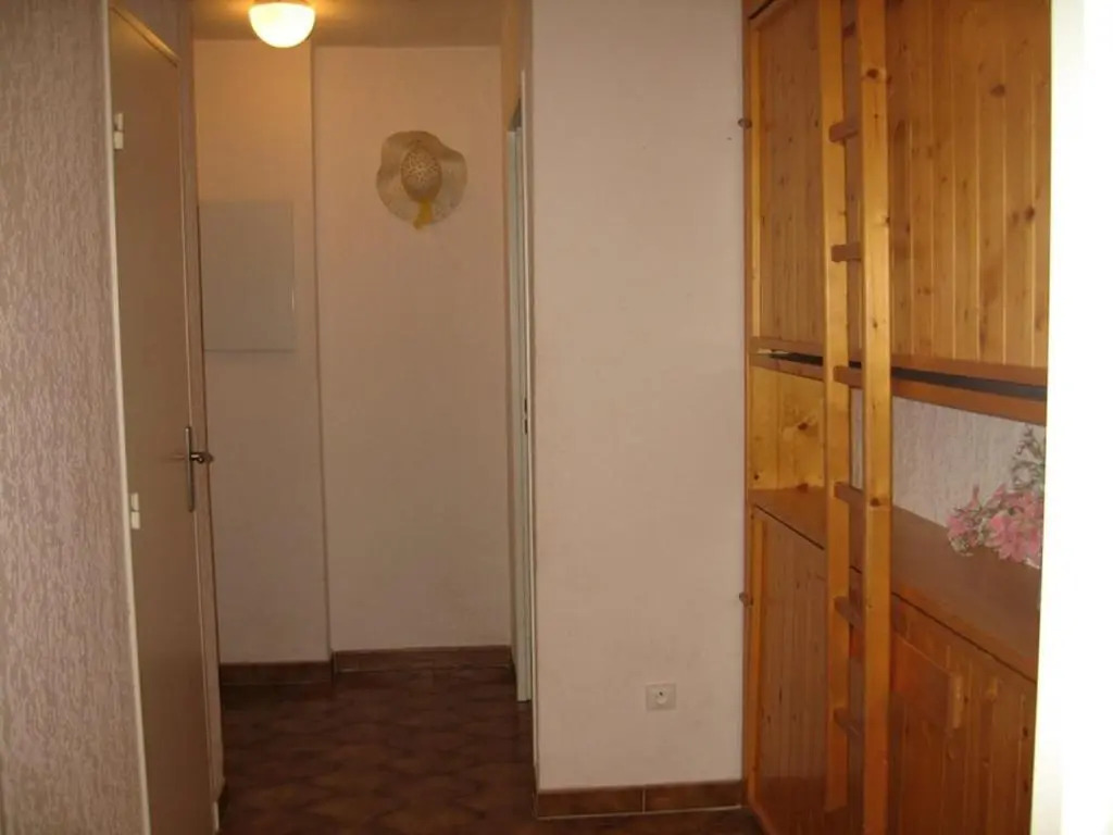 Appartement Hyères, 2 pièces, 4 personnes - FR-1-335-79