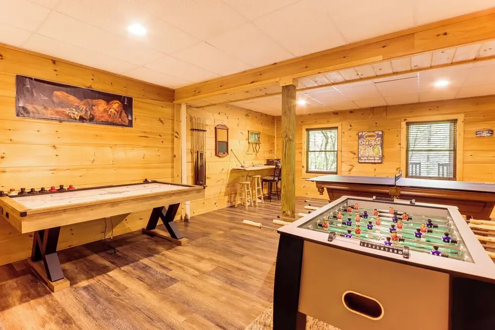 Lakeside Cabin: Game Room, Dock, Orchard, Wineries