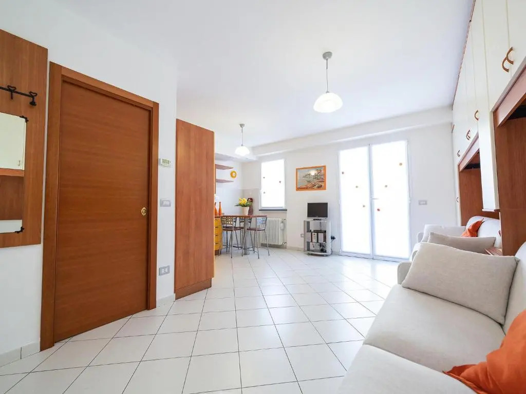 Terrazza del Gelsomino with terrace and open view