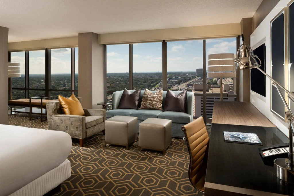 DoubleTree by Hilton Hotel Dallas Campbell Centre