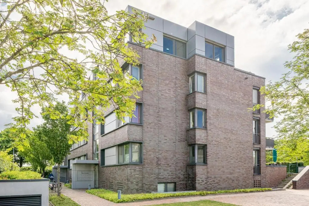 ID 7029 - Private Apartment