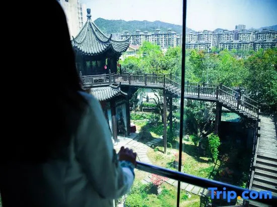 Hangzhou Qianwang Song  Culture Feast & Heritage Mansion